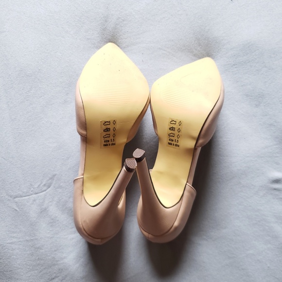*SOLD* NWB Michael Antonion Nude Dorsay Heels 5.5 - Picture 5 of 7